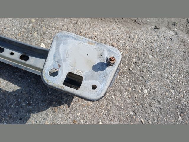 bontott FIAT PUNTO EVO Első Lökhárító Merevítő (Fém)