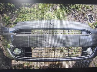 bontott FIAT PUNTO EVO Első Lökhárító (Részeivel)