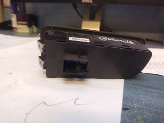 bontott FIAT PUNTO EVO Fényszórómagasság Állító Kapcsoló