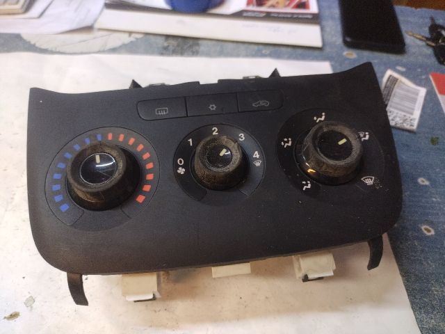 bontott FIAT PUNTO EVO Fűtéskapcsoló (digit klímás)