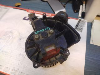 bontott FIAT PUNTO EVO Fűtőmotor (Klímás)