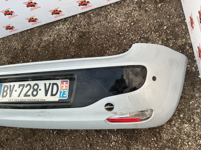 bontott FIAT PUNTO EVO Hátsó Lökhárító (Részeivel)