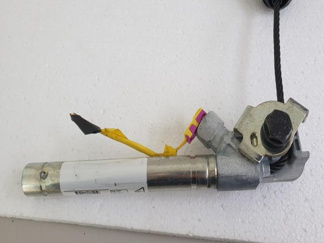 bontott FIAT PUNTO EVO Jobb első Övfeszítő