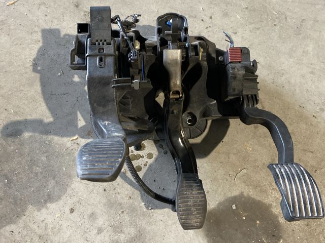 bontott FIAT PUNTO EVO Pedálsor (Gáz, Fék, Kuplung)