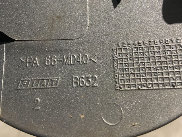 bontott FIAT PUNTO EVO Tankajtó