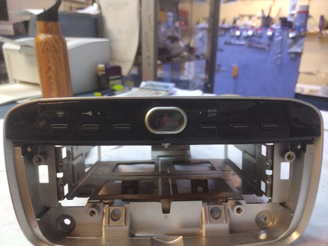 bontott FIAT PUNTO EVO Vészvillogó Kapcsoló