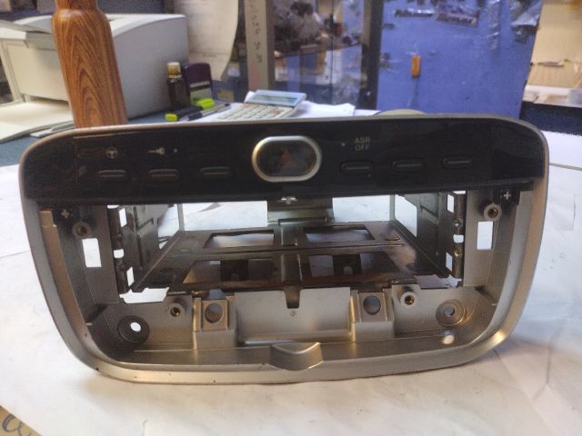 bontott FIAT PUNTO EVO Vészvillogó Kapcsoló