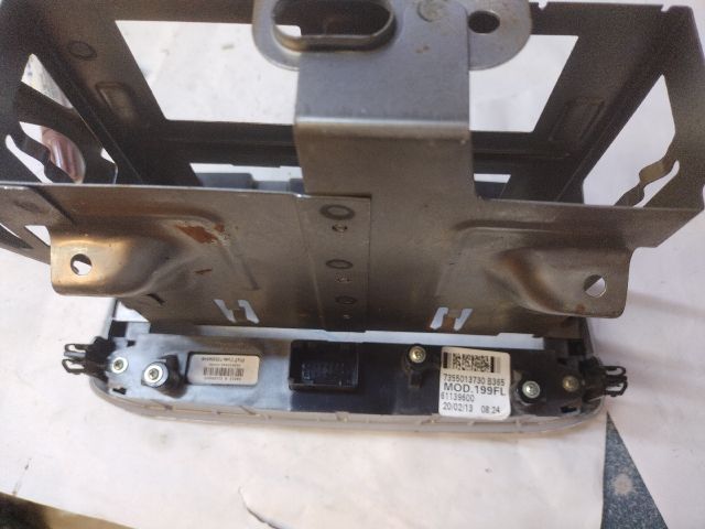 bontott FIAT PUNTO EVO Vészvillogó Kapcsoló