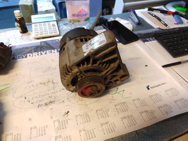 bontott FIAT PUNTO I Generátor