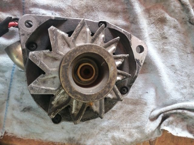 bontott FIAT PUNTO I Generátor