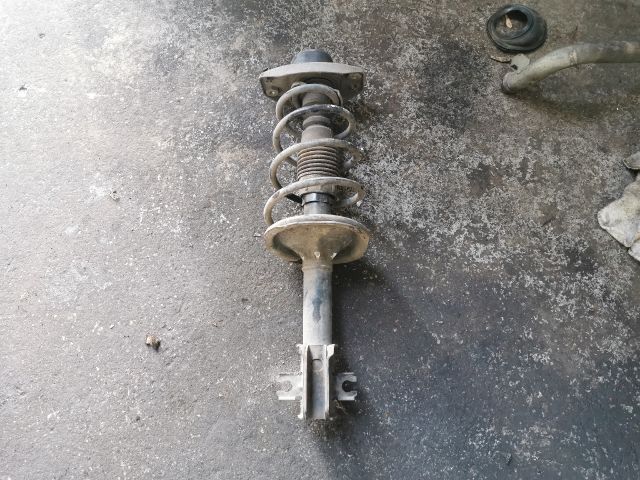 bontott FIAT PUNTO I Jobb első Gólyaláb (Lengécsillapító, Rugó)