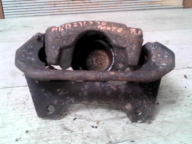 bontott FIAT PUNTO I Bal első Féknyereg Munkahengerrel