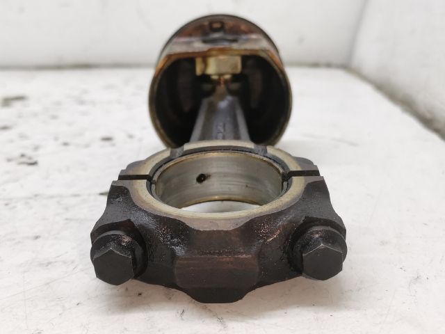 bontott FIAT PUNTO I Dugattyú és Hajtókar