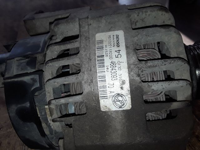 bontott FIAT PUNTO I Generátor