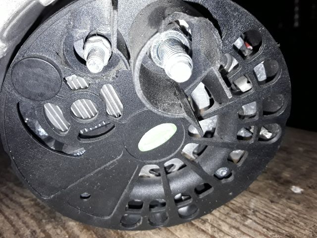 bontott FIAT PUNTO I Generátor