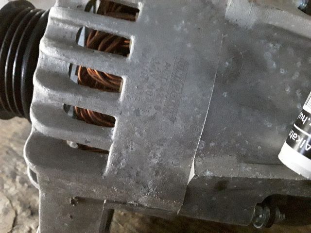 bontott FIAT PUNTO I Generátor