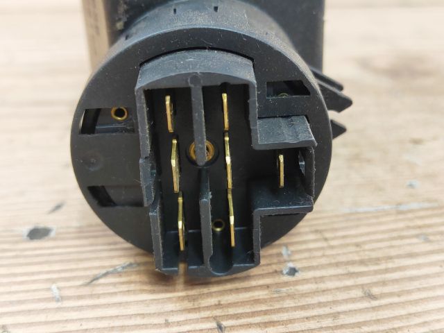 bontott FIAT PUNTO I Gyújtáskapcsoló Házzal