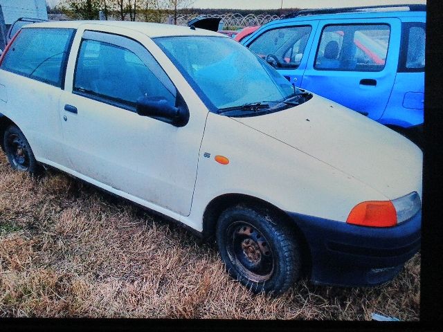 bontott FIAT PUNTO I Homlokfal (Üres lemez)