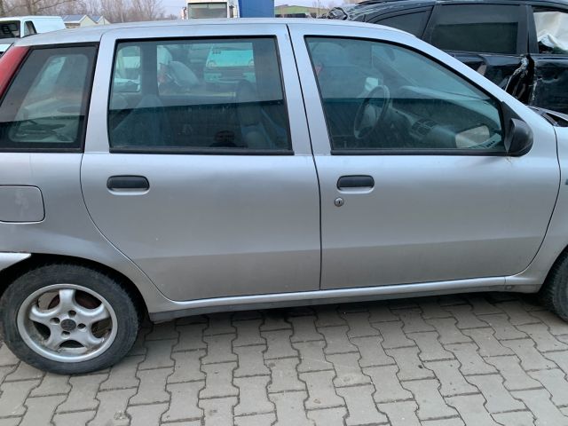 bontott FIAT PUNTO I Homlokfal (Üres lemez)