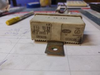 bontott FIAT PUNTO I Üzemanyag Szivattyú Relé