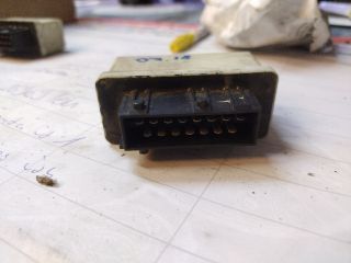 bontott FIAT PUNTO I Üzemanyag Szivattyú Relé