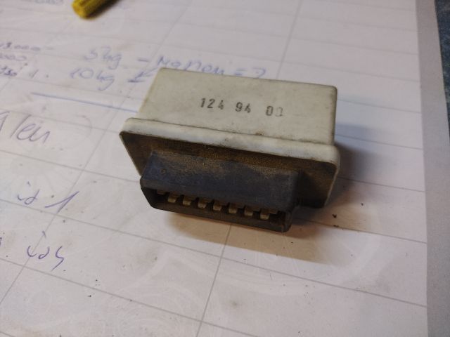 bontott FIAT PUNTO I Üzemanyag Szivattyú Relé