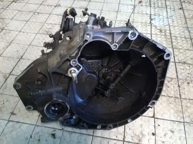 bontott FIAT PUNTO I Váltó (Mechanikus)