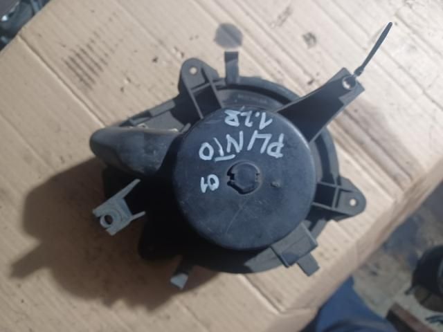 bontott FIAT PUNTO I Klímahűtő Ventilátor