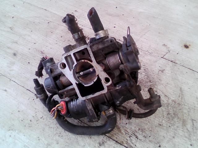 bontott FIAT PUNTO I Központi Injektor