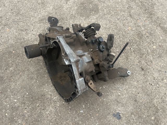 bontott FIAT PUNTO I Váltó (Mechanikus)