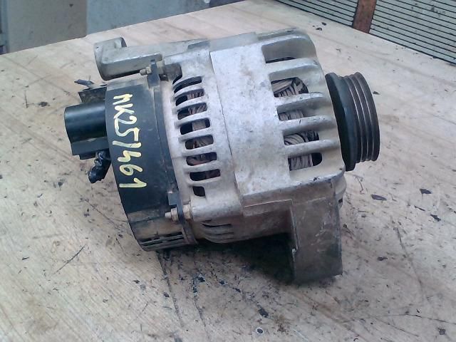 bontott FIAT PUNTO I Generátor