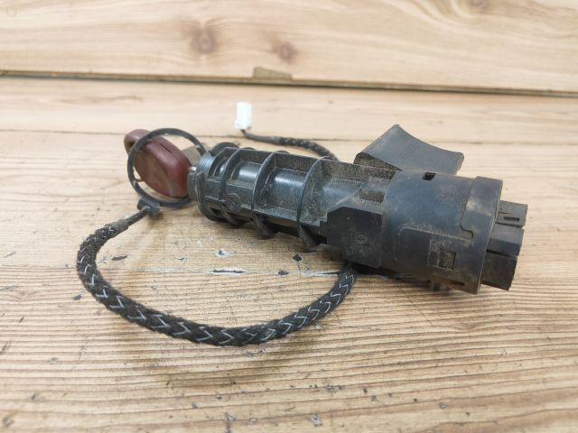 bontott FIAT PUNTO I Gyújtáskapcsoló Házzal