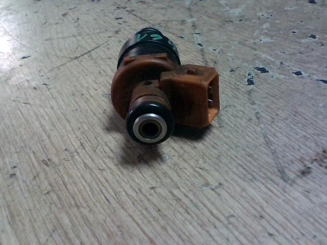 bontott FIAT PUNTO I Porlasztó (1 db)