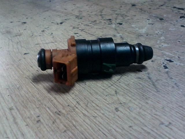 bontott FIAT PUNTO I Porlasztó (1 db)