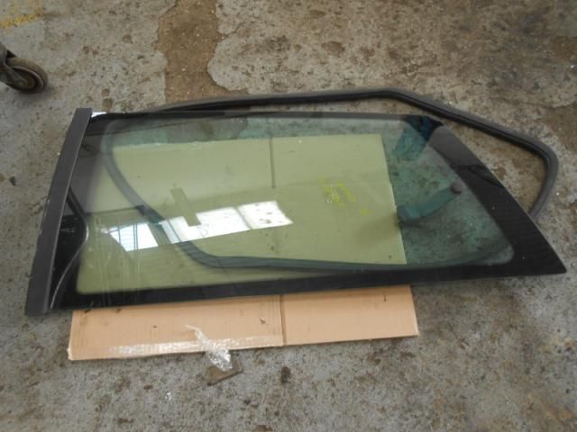 bontott FIAT PUNTO I Bal C Oszlop Oldalablak Üveg