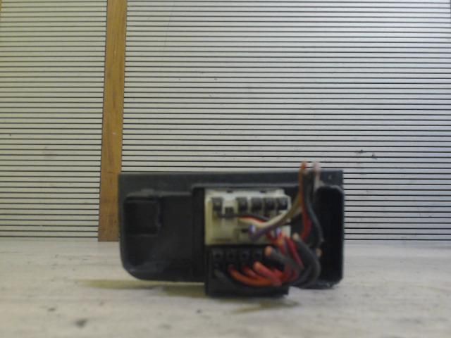 bontott FIAT PUNTO I Bal első Ablakemelő Kapcsoló