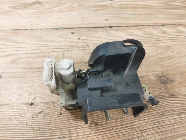 bontott FIAT PUNTO I Bal első Ajtózár