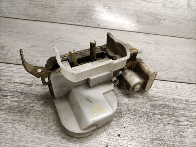 bontott FIAT PUNTO I Bal első Ajtózár