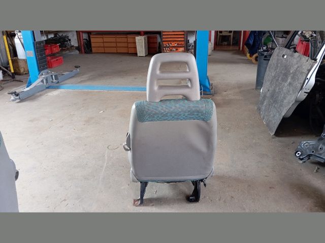 bontott FIAT PUNTO I Bal első Ülés