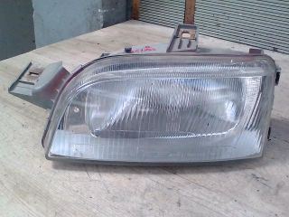 bontott FIAT PUNTO I Bal Fényszóró