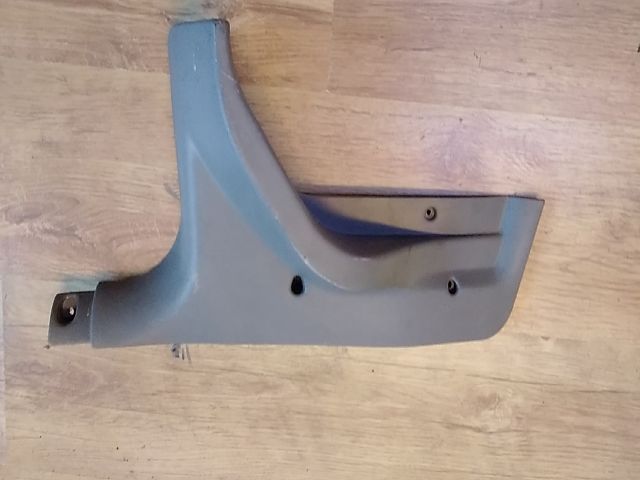 bontott FIAT PUNTO I Bal hátsó Belső Küszöb Burkolat