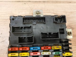 bontott FIAT PUNTO I Biztosítéktábla Utastér