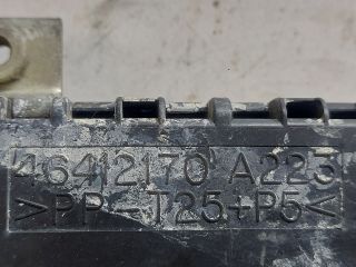 bontott FIAT PUNTO I Biztosítéktábla Utastér