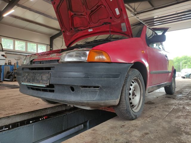 bontott FIAT PUNTO I Csomagtér Nyitó Kar / Gomb