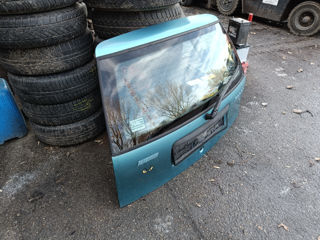 bontott FIAT PUNTO I Csomagtérajtó (Részeivel)
