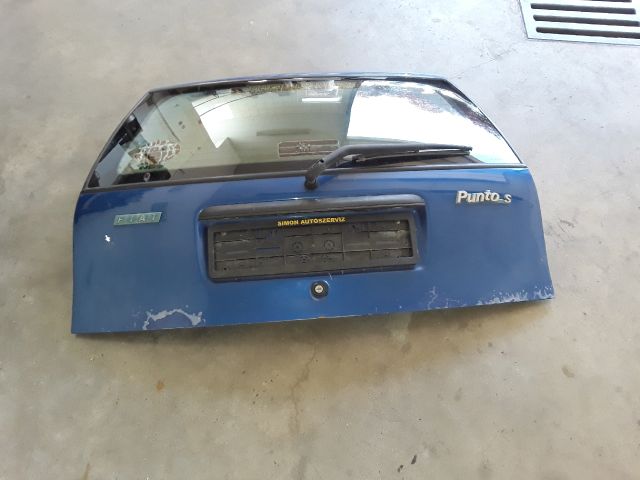 bontott FIAT PUNTO I Csomagtérajtó (Üres lemez)
