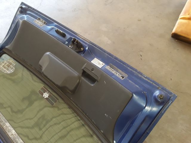 bontott FIAT PUNTO I Csomagtérajtó (Üres lemez)