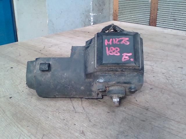 bontott FIAT PUNTO I Első Ablaktörlő Motor