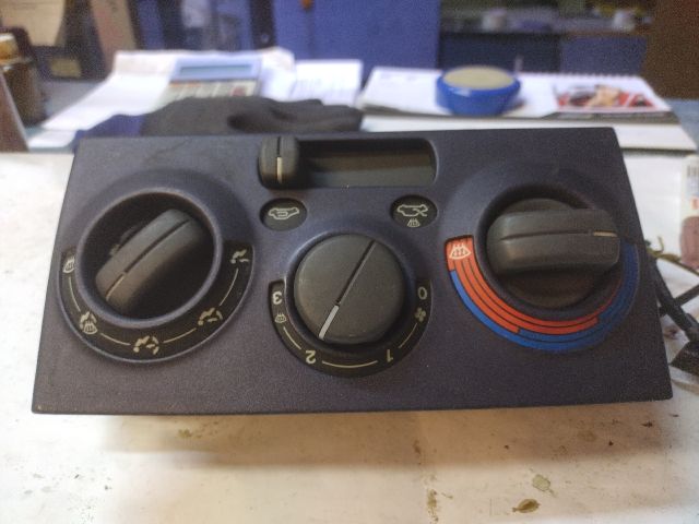 bontott FIAT PUNTO I Fűtéskapcsoló (Nem klímás)