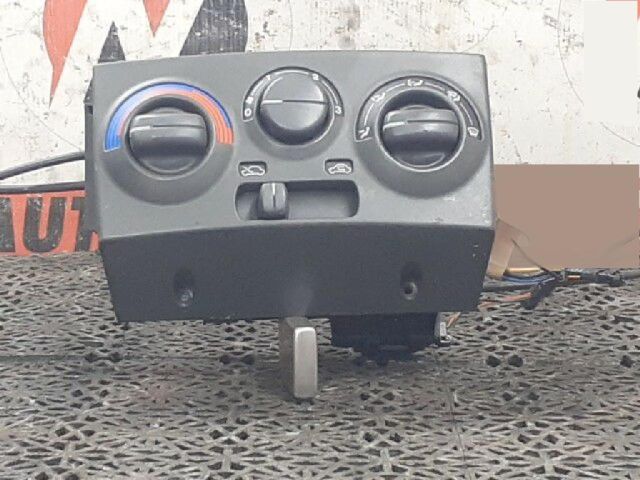 bontott FIAT PUNTO I Fűtéskapcsoló (Nem klímás)